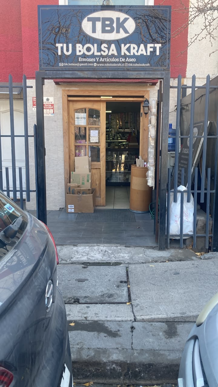 Envases plásticos para alimentos al por mayor — TBK Envases Santiago