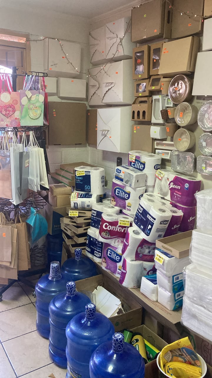 Variedad de envases al por mayor en Santiago — TBK Envases